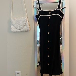 Cute black body dress with buttons! I